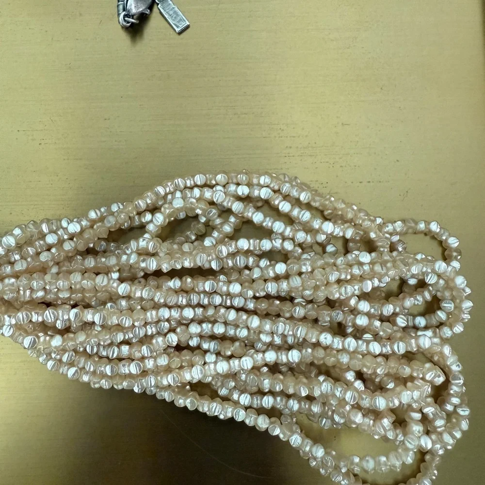 Sarah Pacini Cream Pearl Tassel Necklace EUC